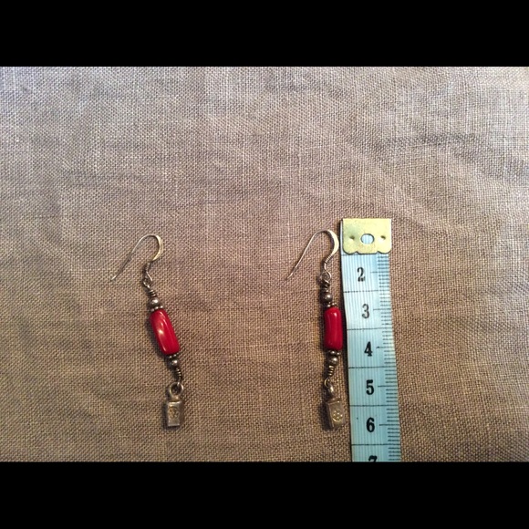 Coral necklace and earrings - Picture 6 of 6